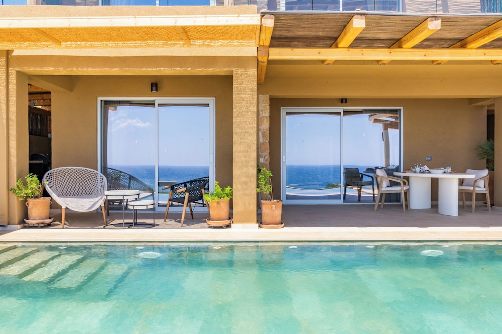Vala Luxury Villa A