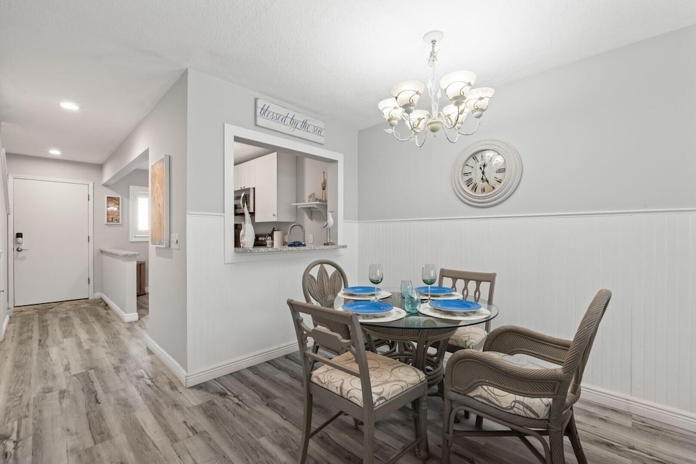 Blessed By The Sea Crescent Beach Activities 2 Bedroom Home
