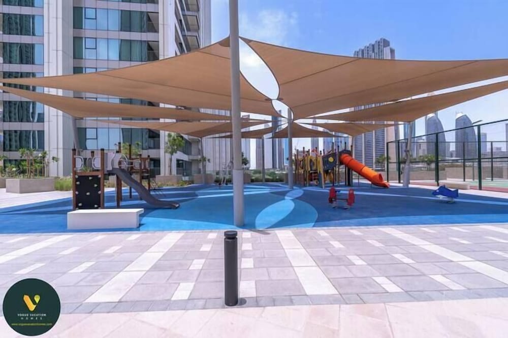 Downtown with Direct Access to Dubai Mal