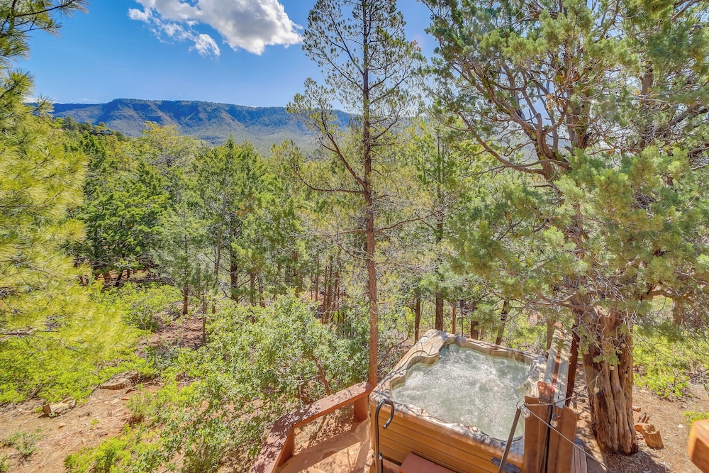 Chic Arizona Retreat w/ Hot Tub, Fire Pit  Deck! - Property Image 12