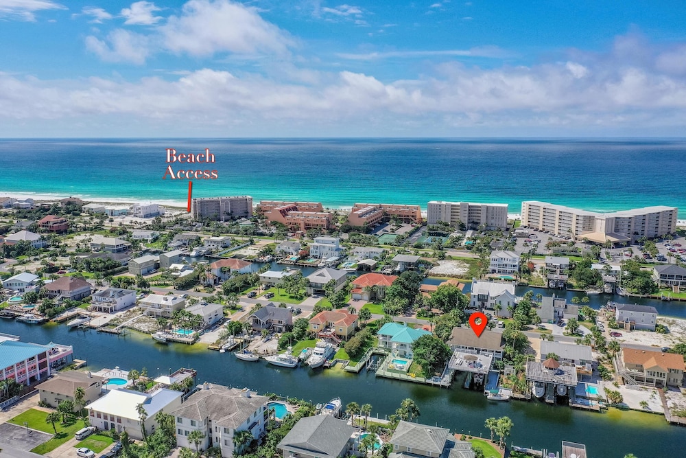Destin-a-tion on the Water view 3