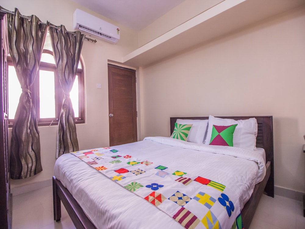 OYO 11424 Home Elegant 3BHK Villa Near Dona Paula Beach
