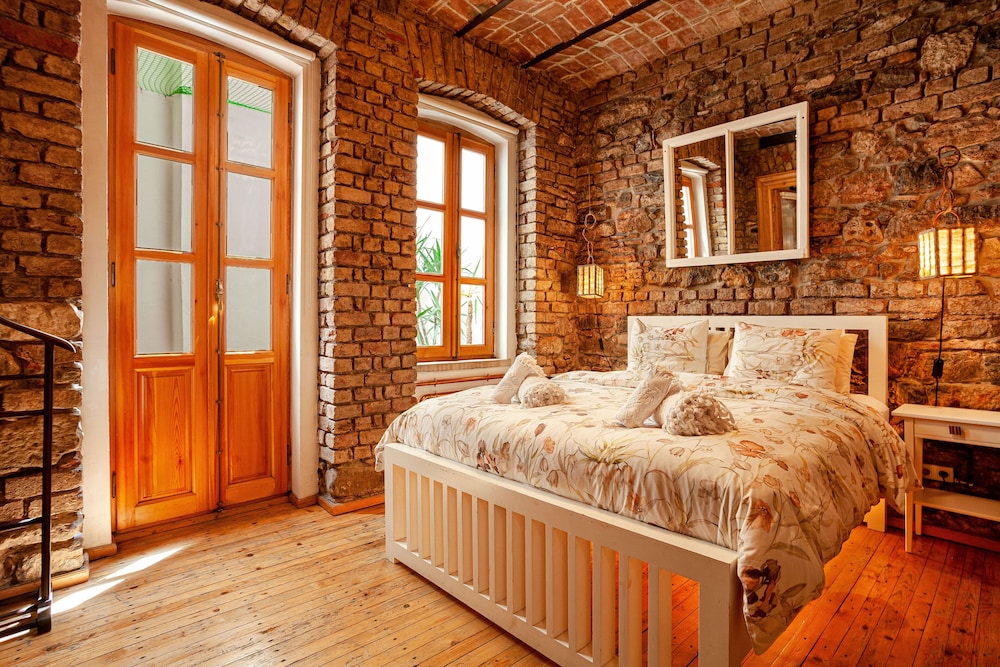 Alaattin Apartments