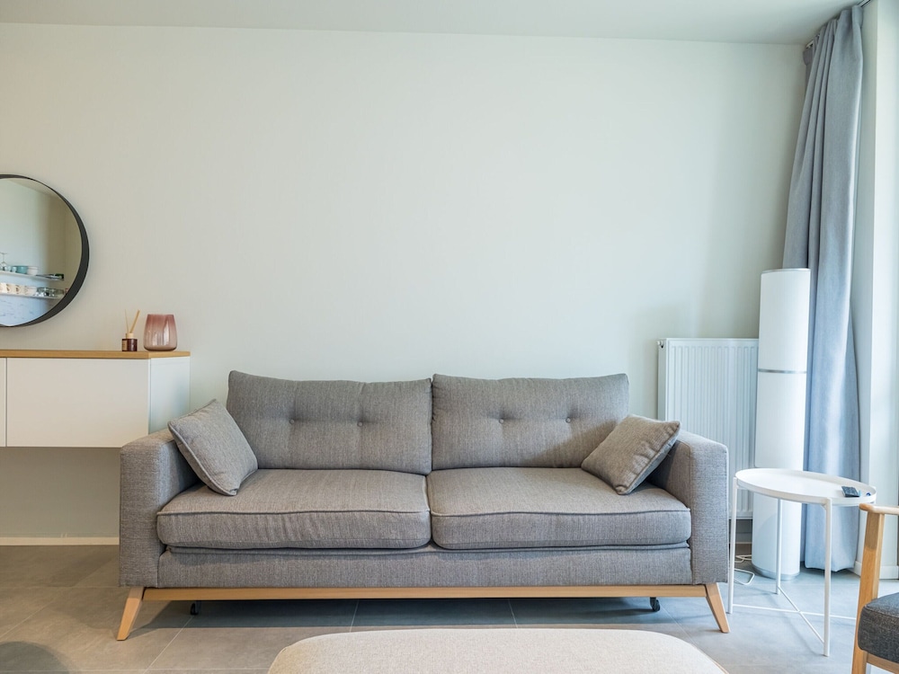 New-build Apartment Near the City Center