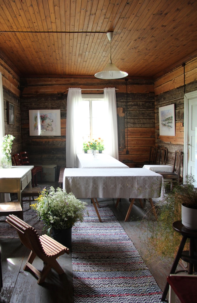Vehkaniemi Holyday Estate