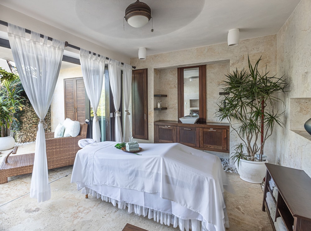 Villa Tres Amarras The Pinnacle of Exclusivity