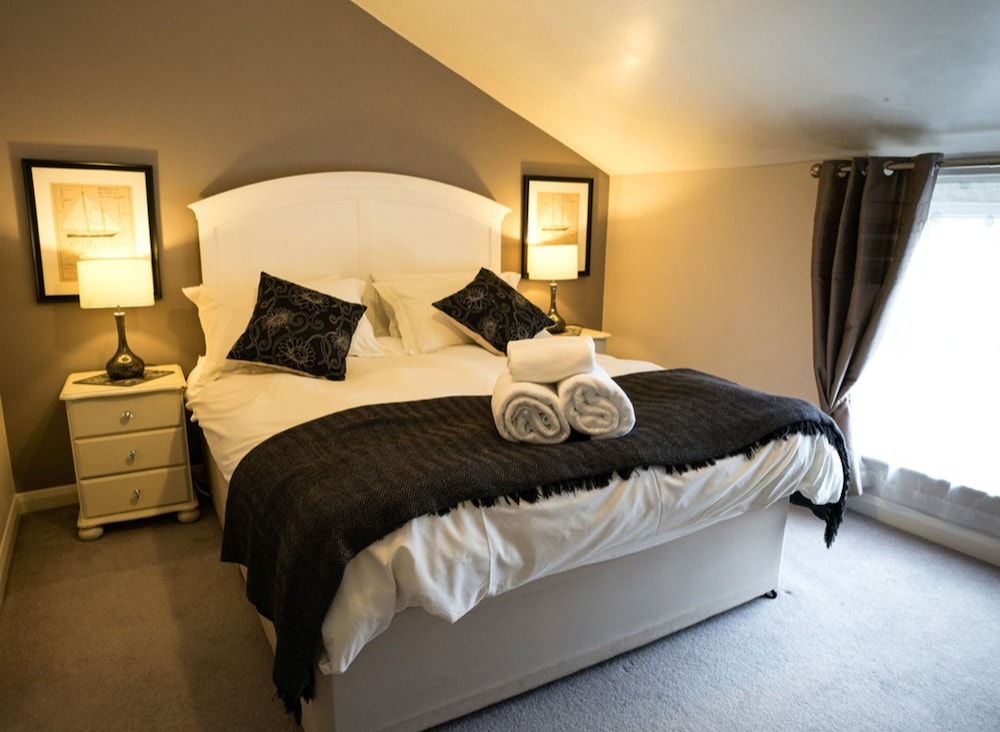 The Helaina Luxury Apartments