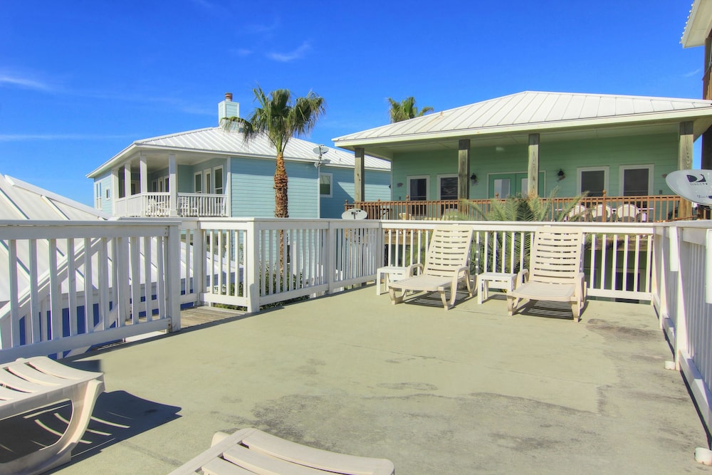 Blue Marlin Beach House MR217