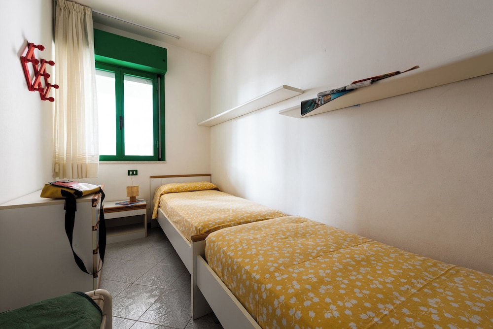 Warm and Bright Apartment in Bibione Near the sea