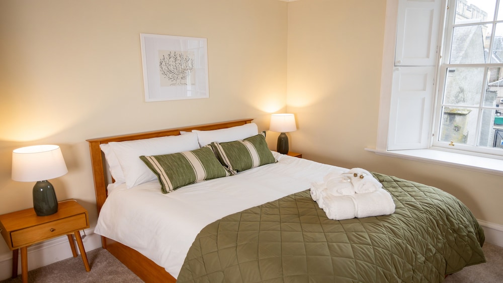 Elegant 3Bd Georgian Retreat In Perth City Centre