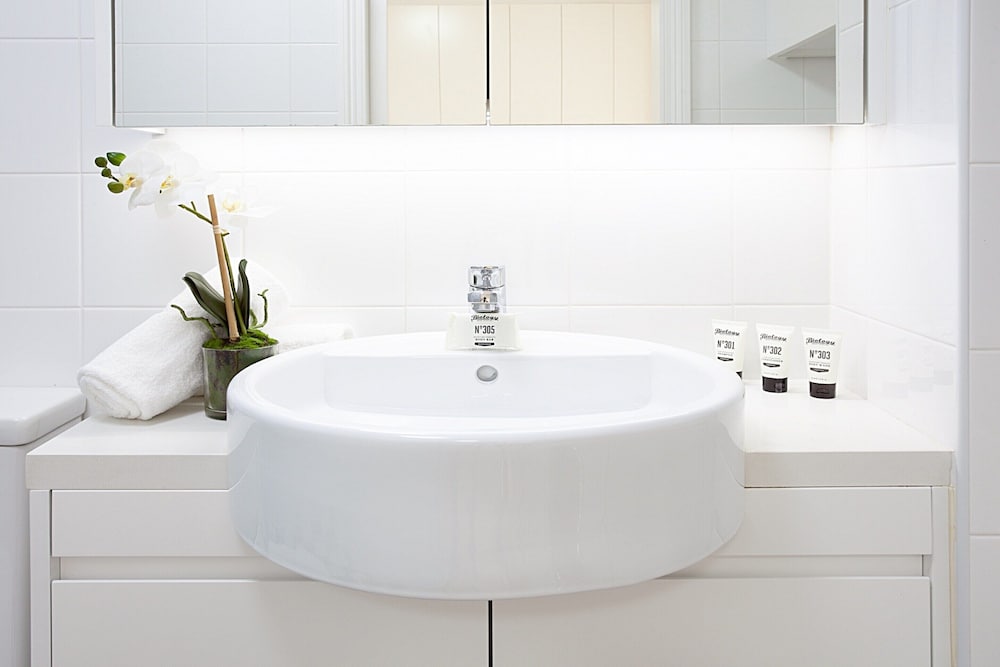 Leafy and Tranquil Inner West Studio Apartment