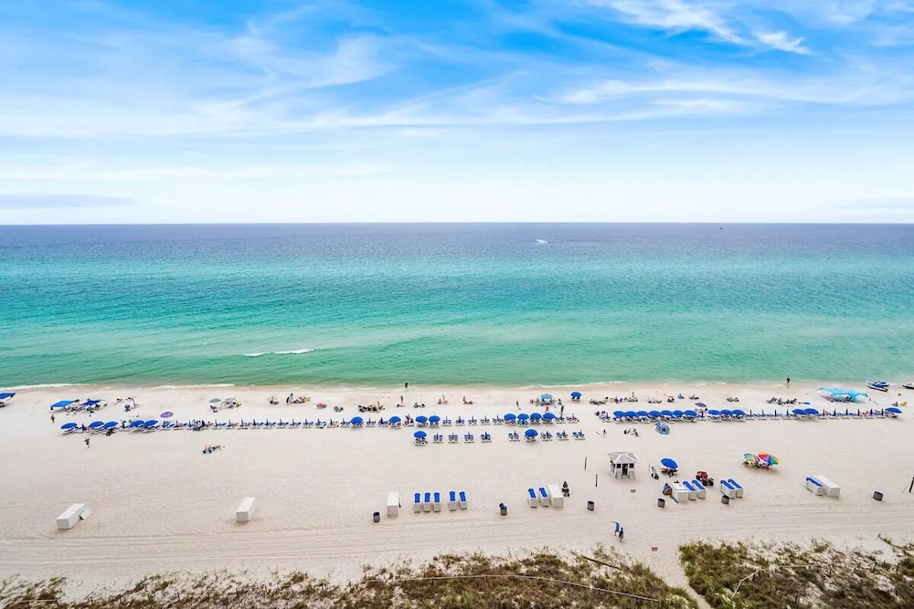 Emerald Beach Resort