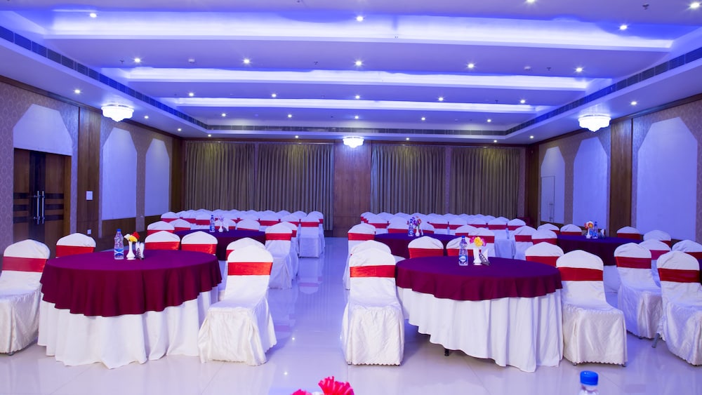 meeting & event spaces