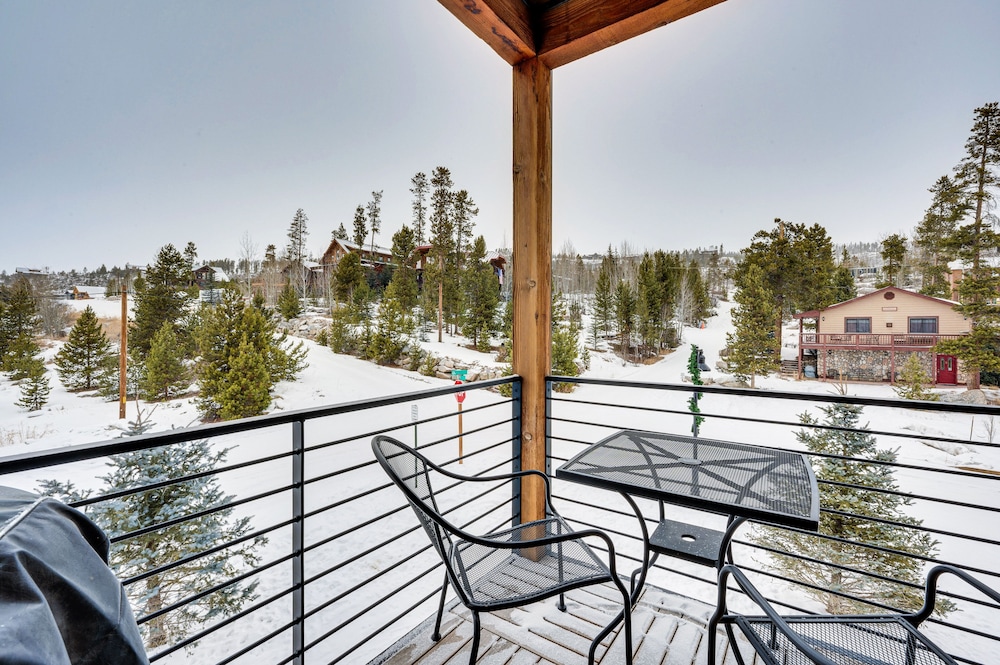 Updated Grand Lake Loft w/ View, 2 Mi to Rmnp! - Property Image 7