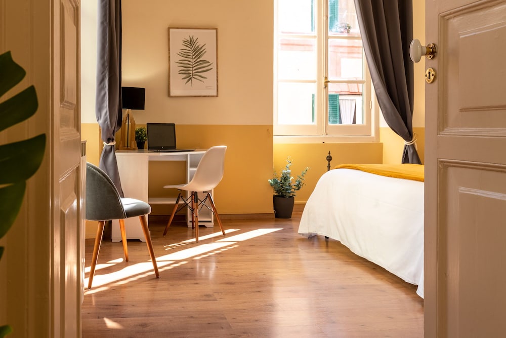 Family Apartments Angeli view 5
