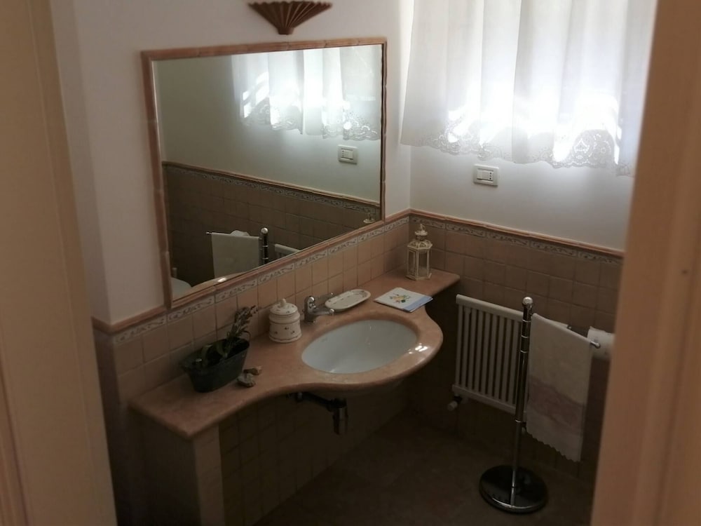 Photo 29
