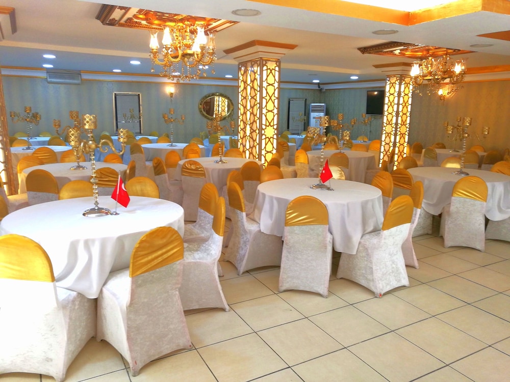 meeting & event spaces