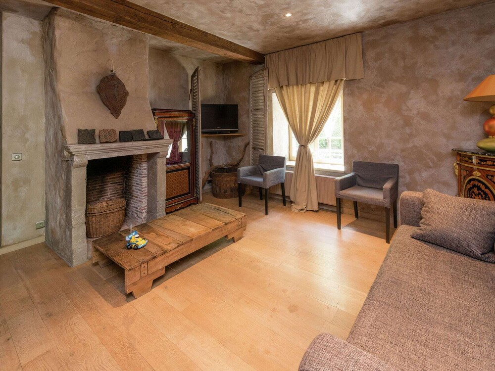 Photo 7