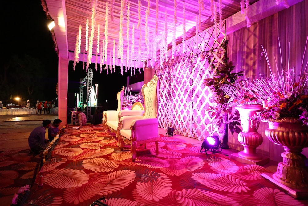 meeting & event spaces