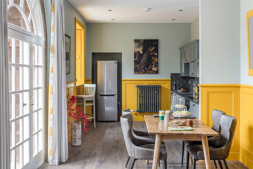 Meikleour Arms Hotel and Restaurant