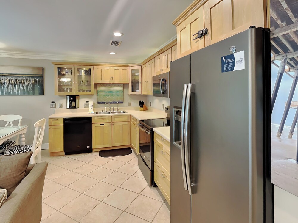 Inlet Dunes #102 by Southern Vacation Rentals