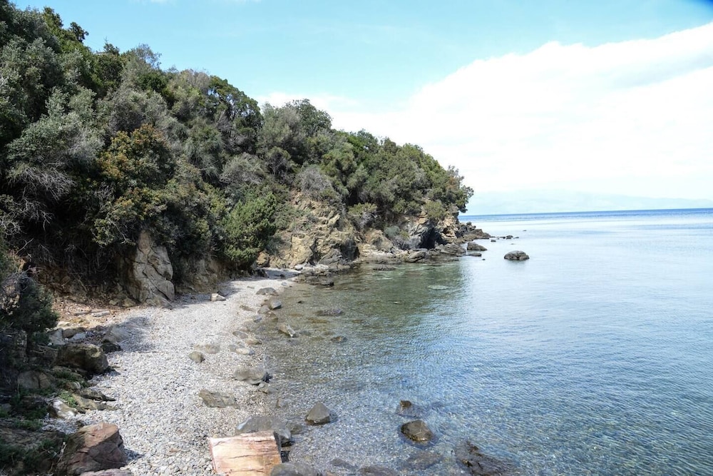 Athena Charming apt with stunning view
