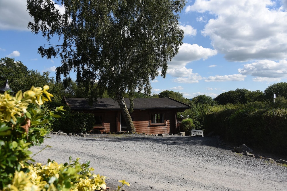 Tawny Owl Lodge