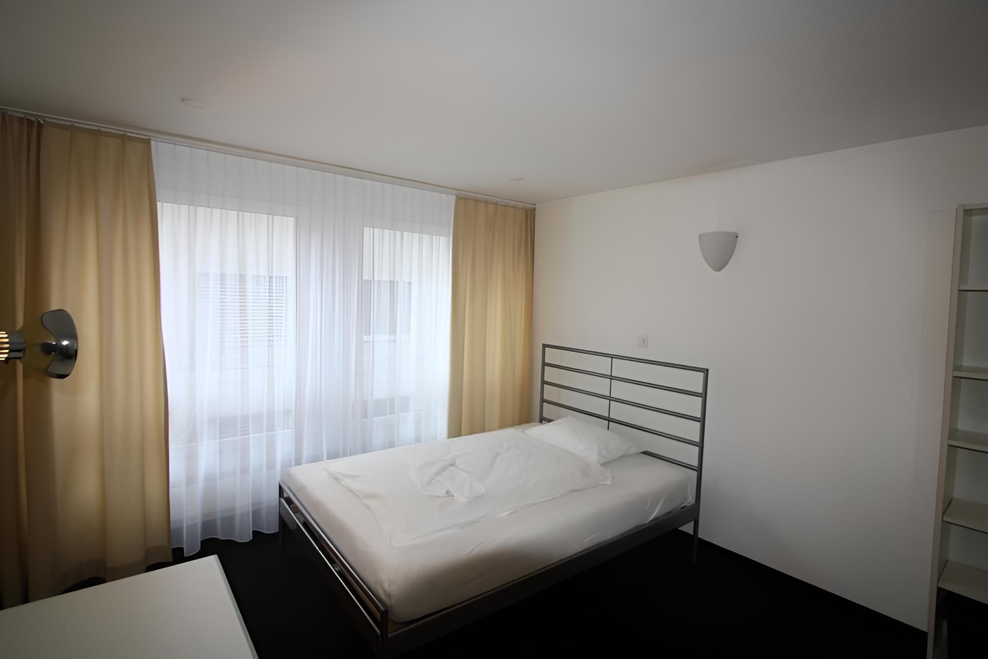 Primestay Self Check-in Hotel Altstetten