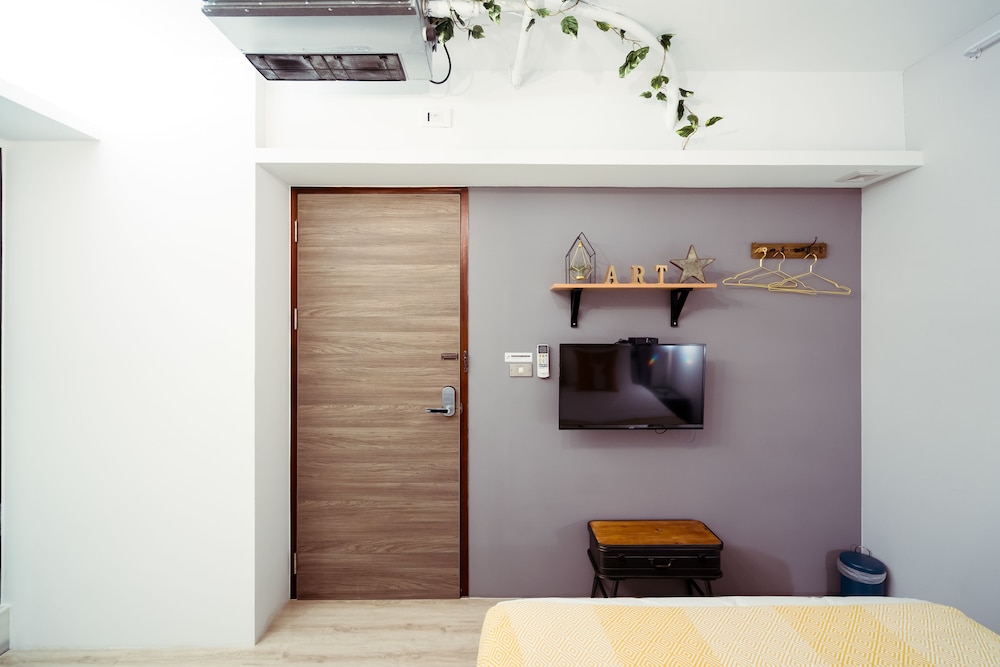 A Room Time