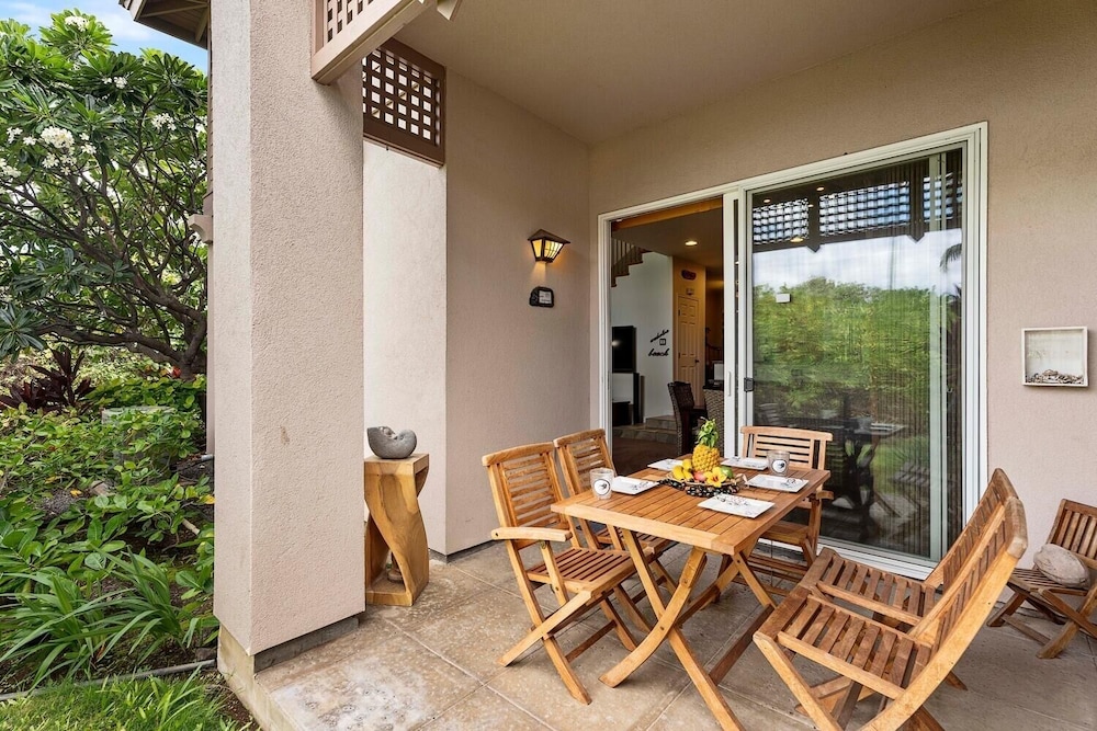 Colony S At Waikoloa Beach Resort #2204 2 Bedroom Condo by RedAwning