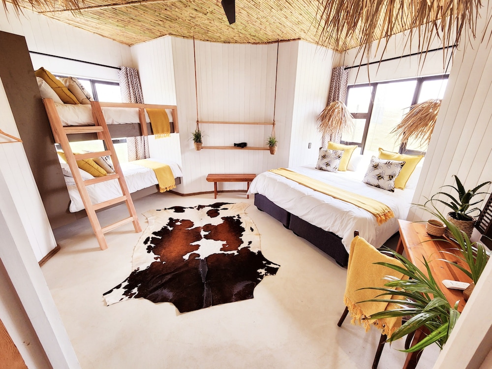 Buff & Fellow Eco Cabins view 4
