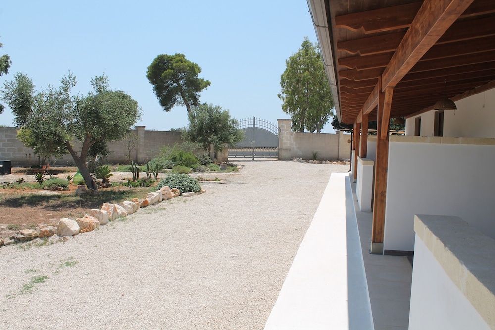 Tenuta Petra Chiara -Apulian Country B&B