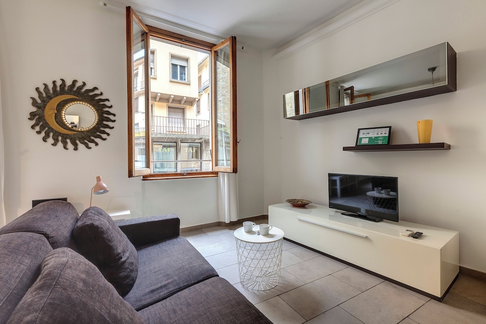 Mamo Florence - Santo Stefano Apartment