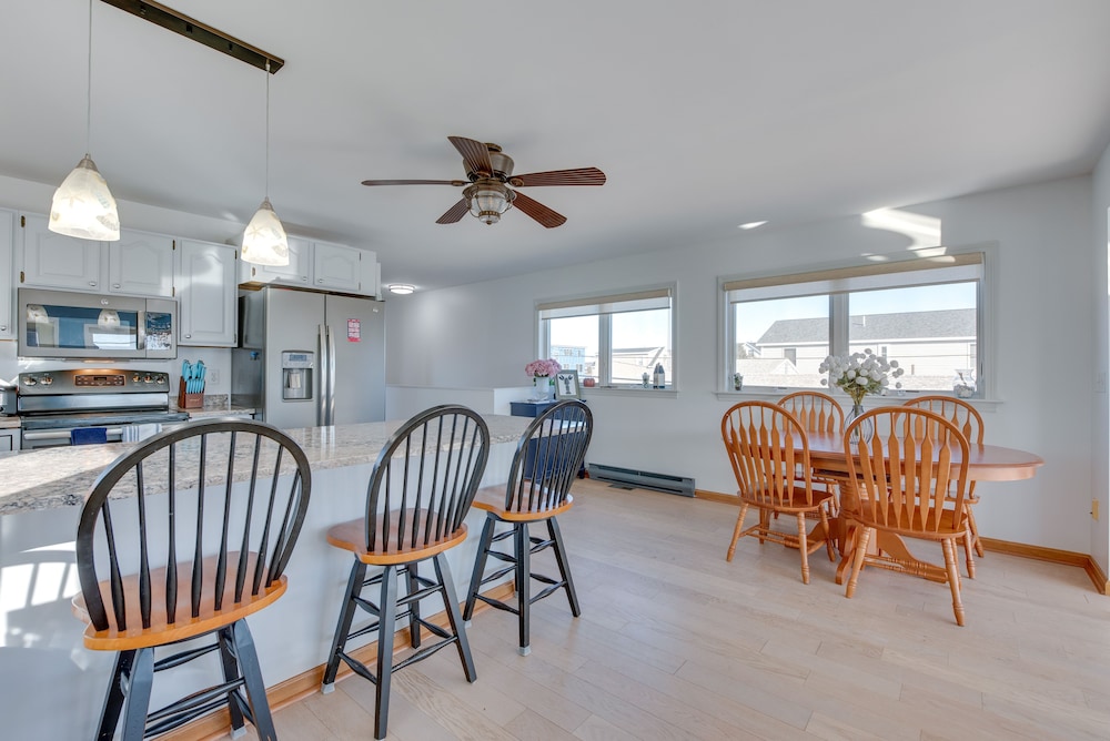 Wells Beach House w/ Ocean-view Deck - Property Image 14