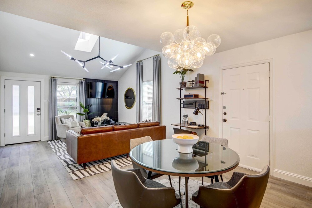 Stylish Allen Home Near Watters Creek Village - Property Image 3