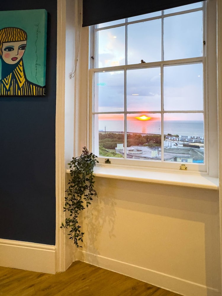 Stunning Sea View Georgian Retreat by Adliv