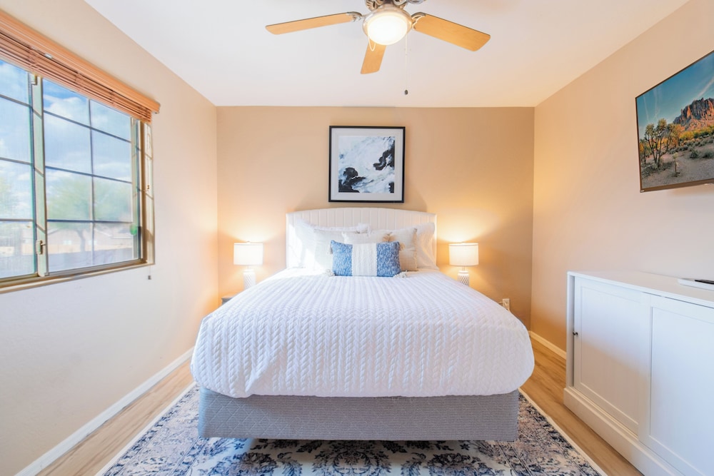 Casa Alessia 4BR Home & Heated Pool