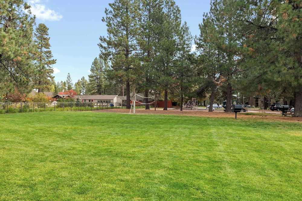 High Desert Retreat - For 4!