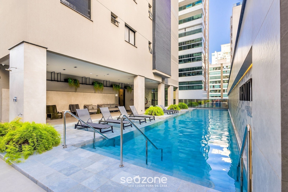 IFT - Ed. Infinity Tower Flat 350m From Meia Praia