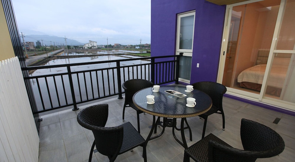 Ting-Feng B&B