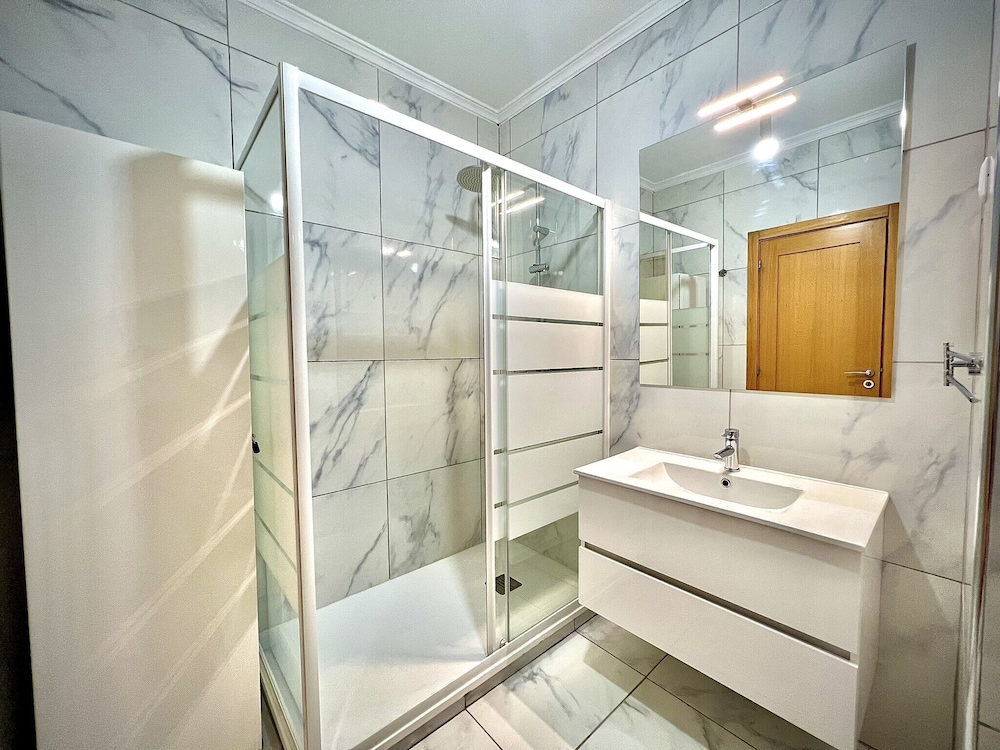 Vilamoura Prestige 2 With Pool by Homing