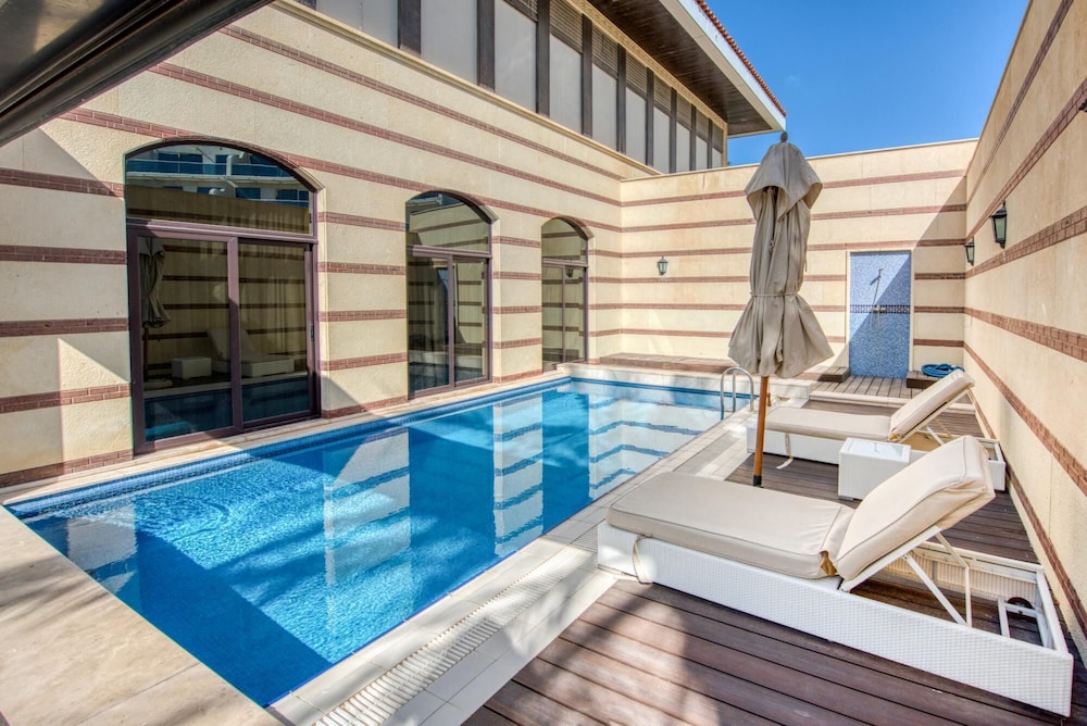 Majestic Resort Villa w Private Pool on The Palm