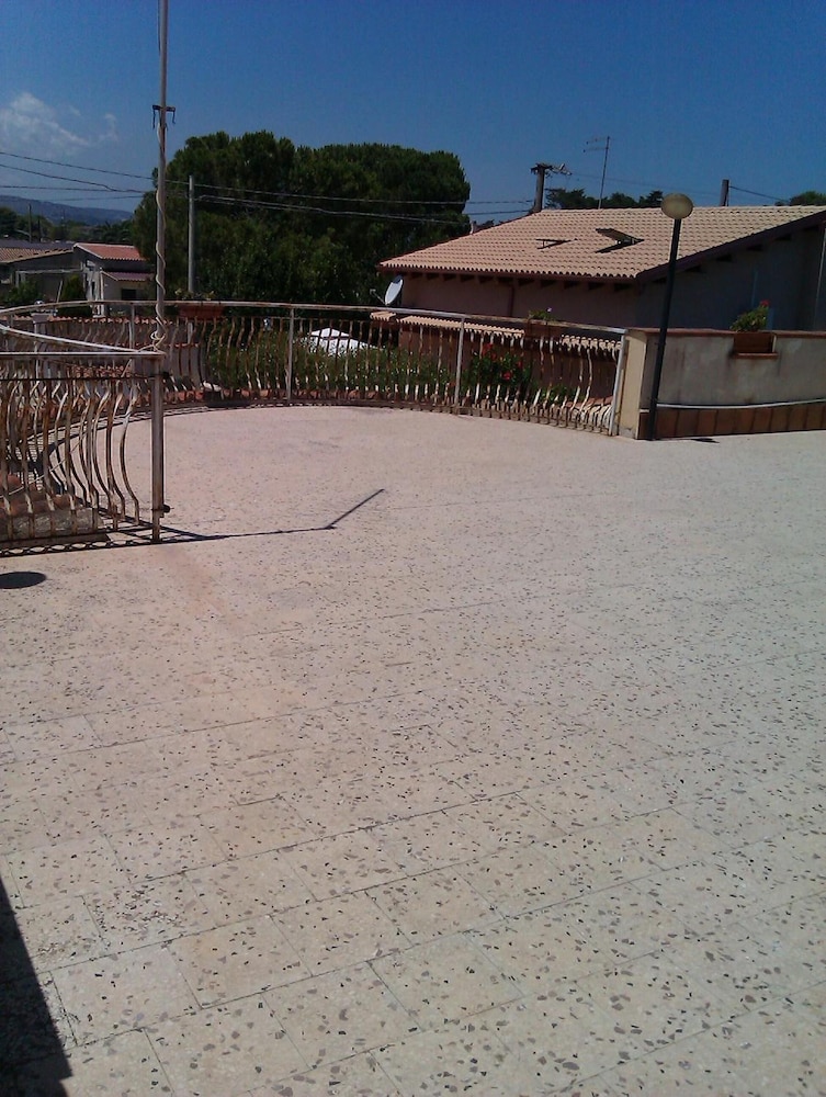 Photo 34