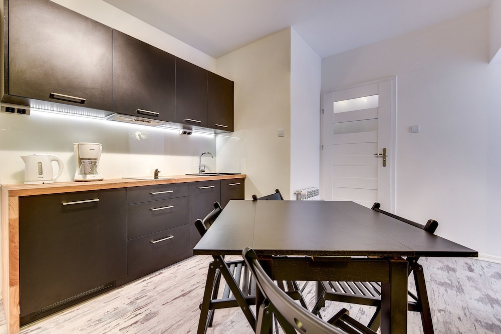 Apartinfo Aura Apartments