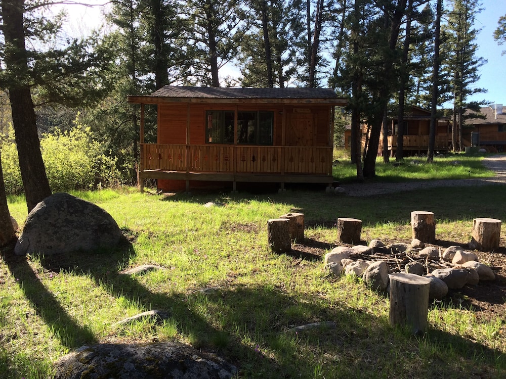 Boulder Creek Lodge - Campsite
