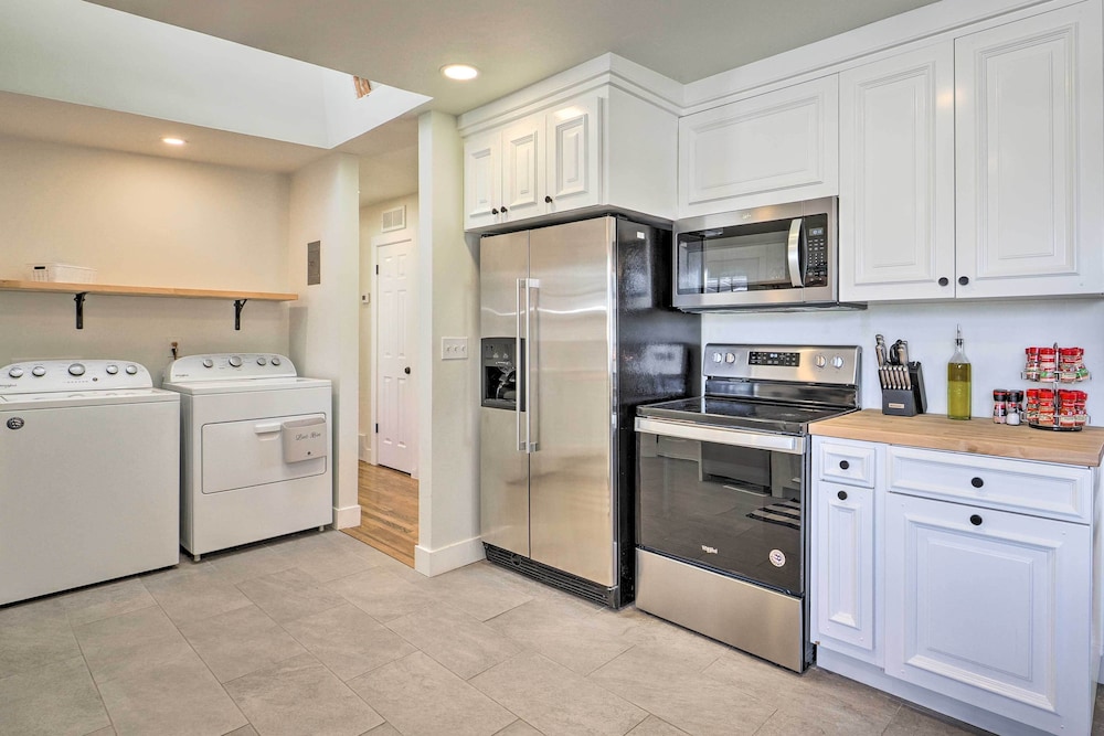 Spacious Murray Home Near Ski Resorts! view 3