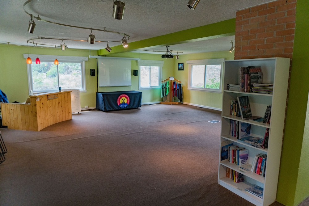Estes Park Adventure Hostel view 5