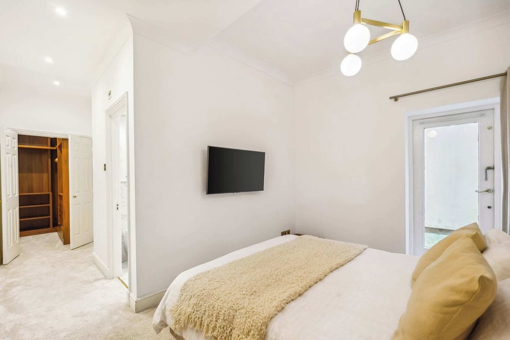 Elegant Fitzrovian Apartment