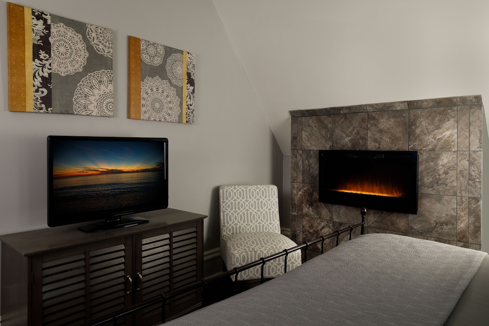 The Kalamazoo House Downtown Hotel & Suites