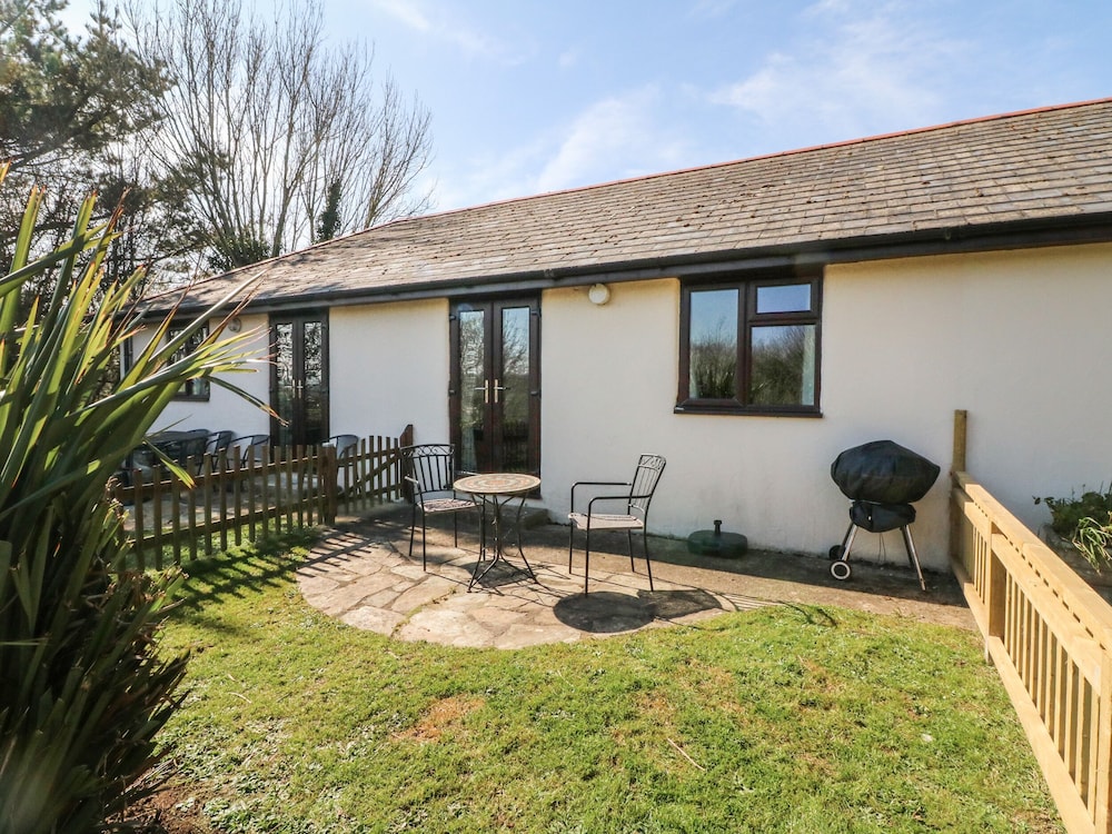 Honeysuckle Cottage